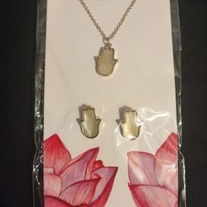 Shell Hamsa Hand Earring & Necklace Set